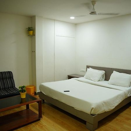 Hotel Luxury Resident - Banjara Hills City View With Complimentary Breakfast Hajdarabad Zewnętrze zdjęcie